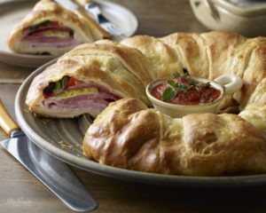 How to Make a Tuscan Stromboli Ring